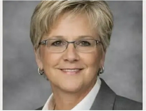 In Loving Memory of Frances Hollingsworth “Holly” Warlick